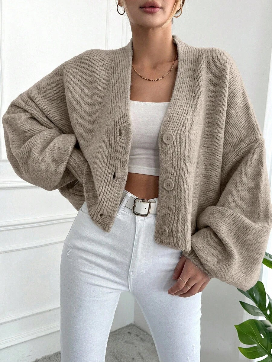 Cardigan dame i strik med V-hals og store knapper, kort model med ballonærmer, Beige, billede 4