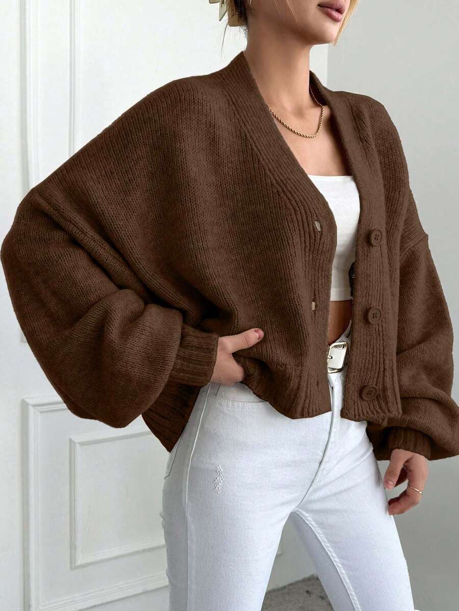 Cardigan dame i strik med V-hals og store knapper, kort model med ballonærmer, Kaffebrun, billede 8