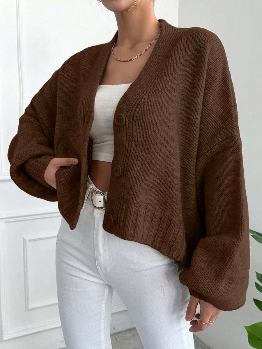 Cardigan dame i strik med V-hals og store knapper, kort model med ballonærmer, Kaffebrun, billede 9