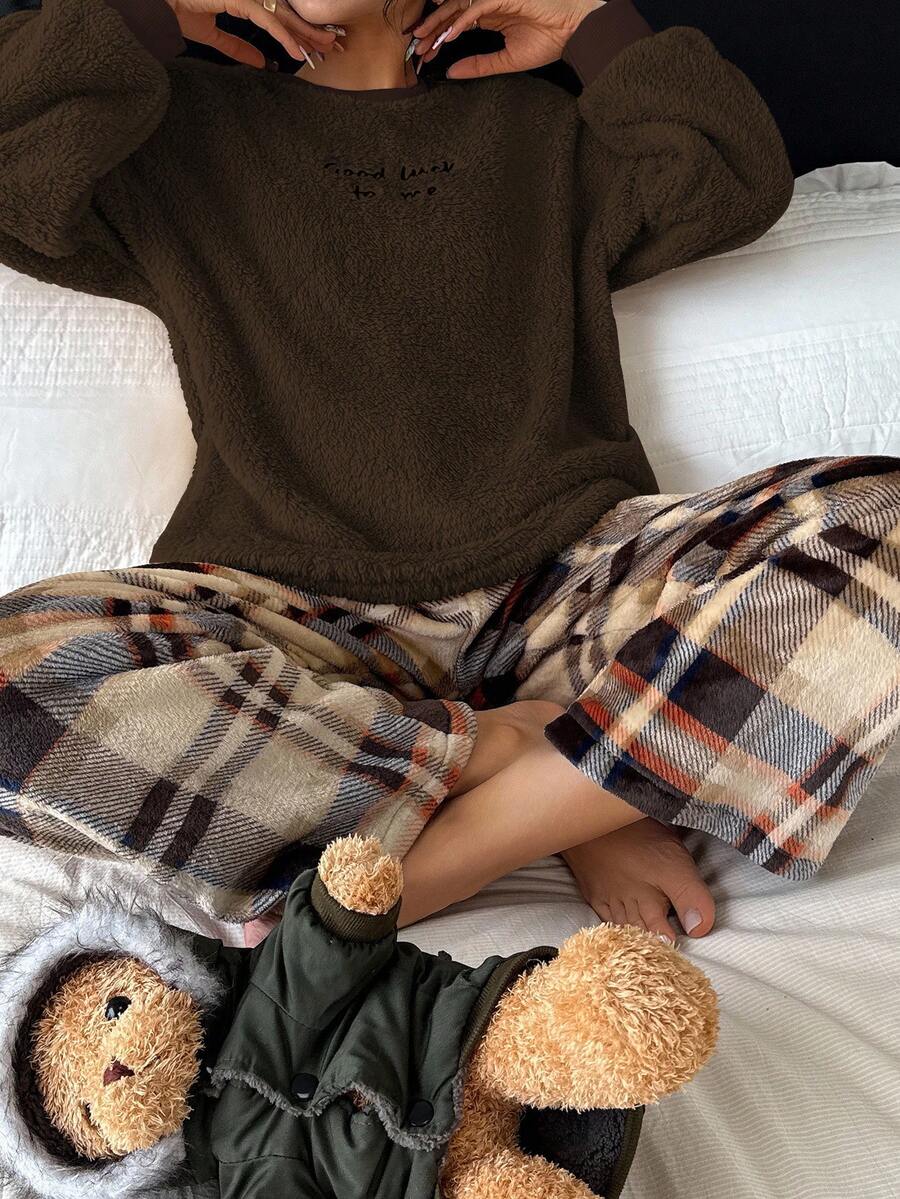 Pyjamas dame med blød fleecetop og ternede bukser i flonel, løs pasform, Brun, billede 5