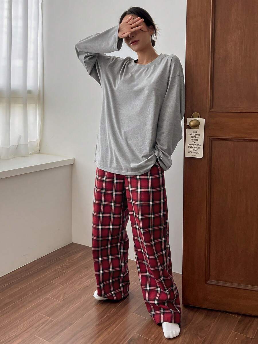 Pyjamas dame med løs langærmet top og ternede bukser med lige ben, Grå, billede 3