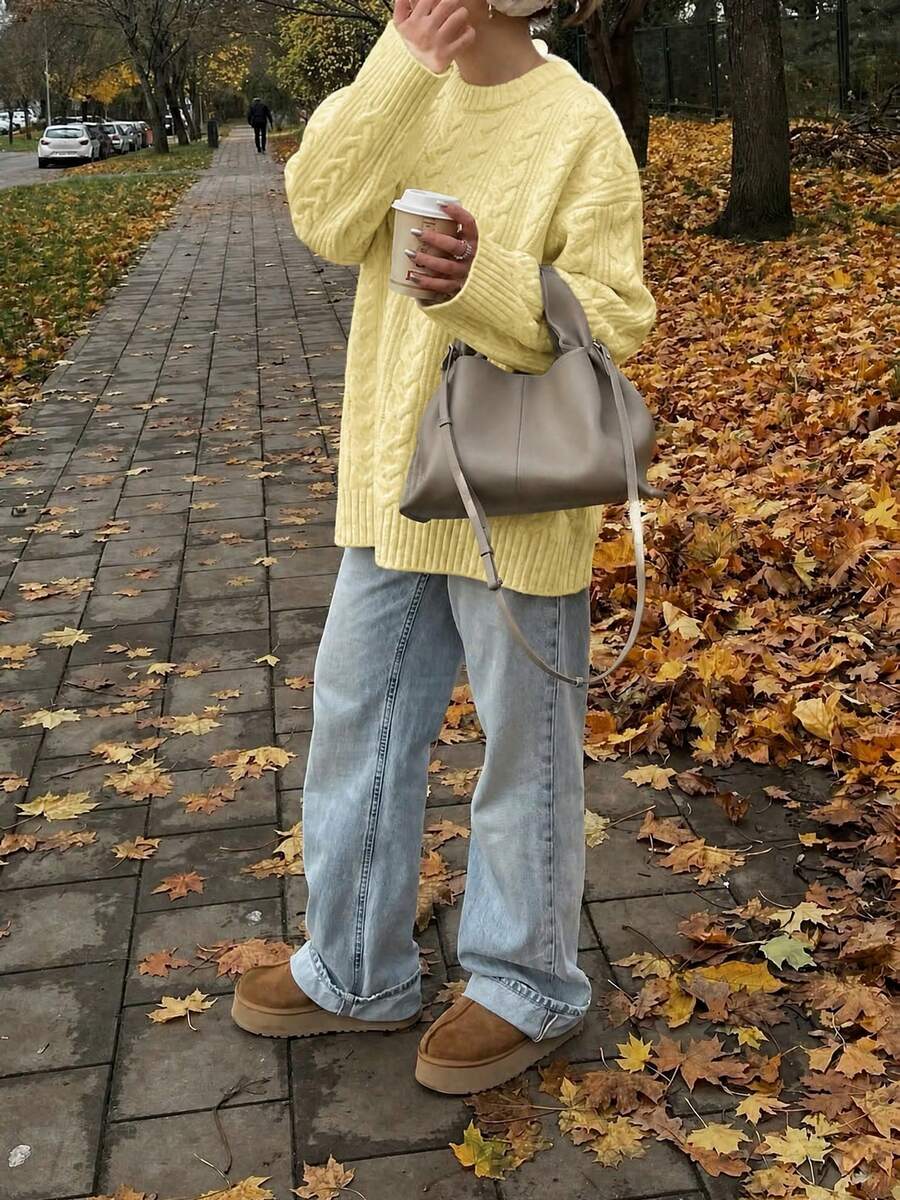Strik sweater dame i kabelstrik, oversize med rund hals og sænkede skuldre, Gul, billede 8