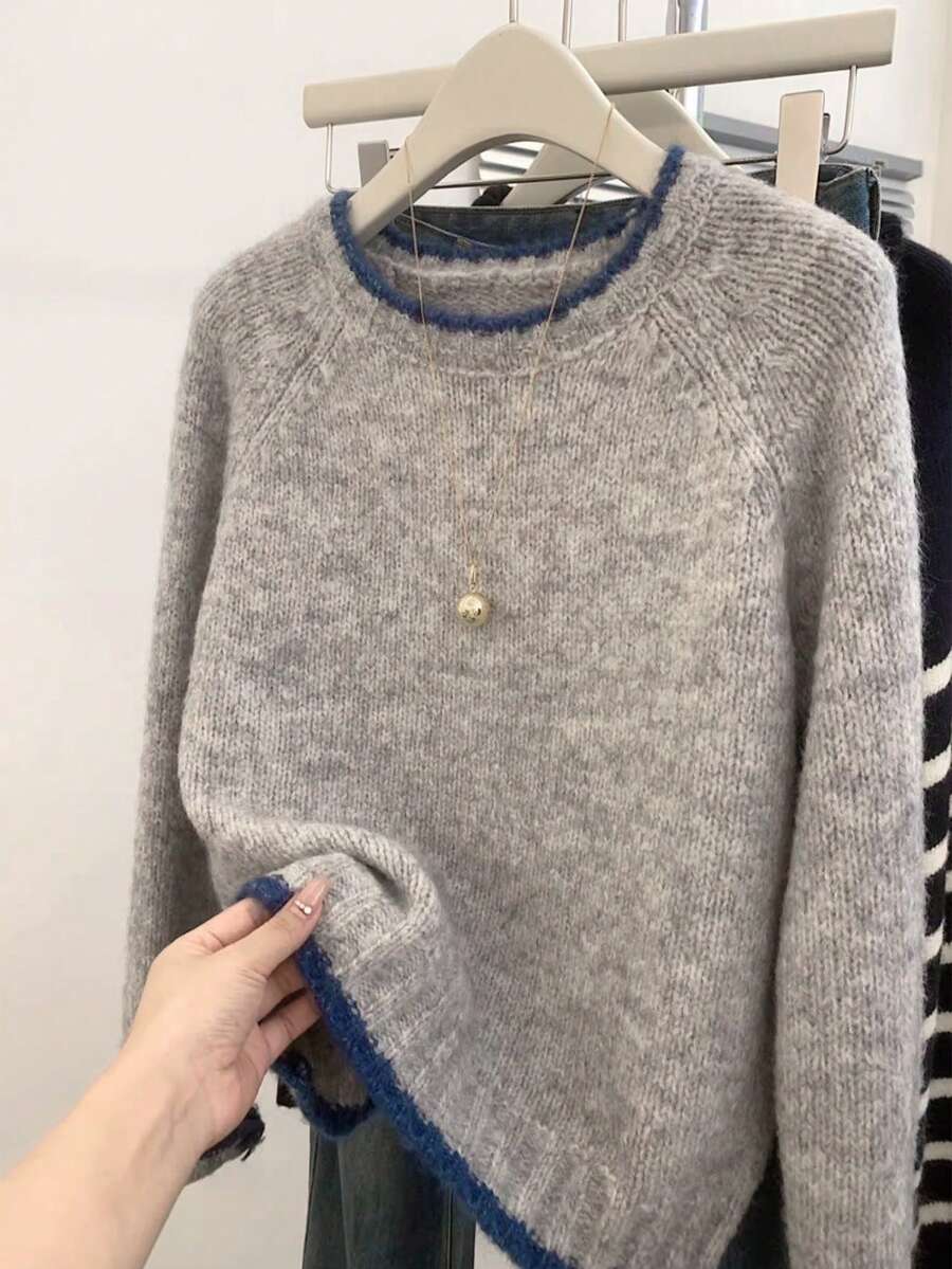 Strik sweater dame med kontrastkant, rund hals og raglanærmer, løs pasform, Grå, billede 4